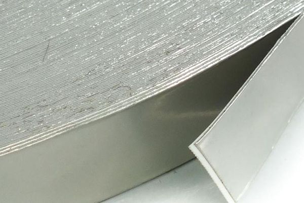 Che chắn nhiễu điện từ (EMI)